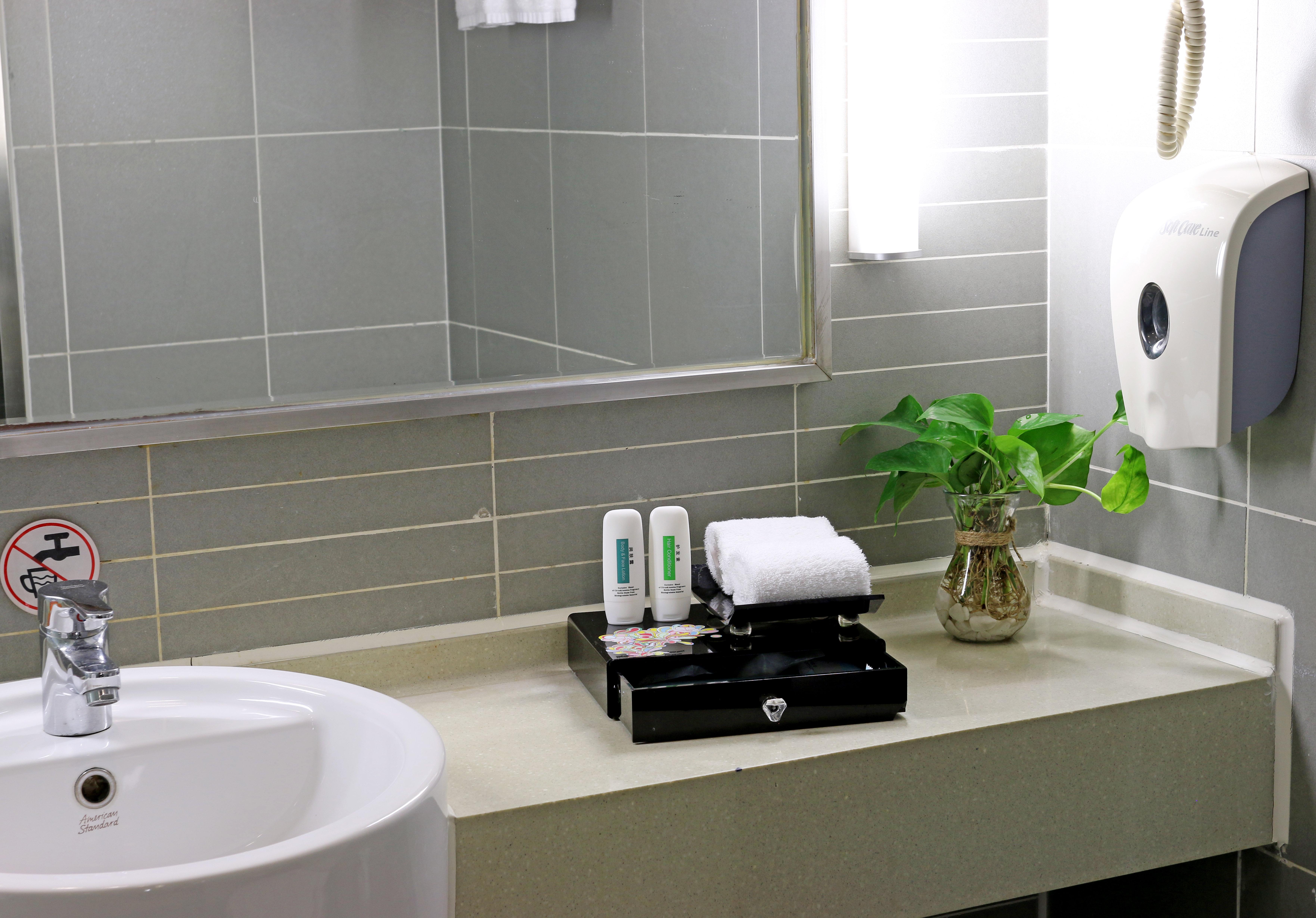 Holiday Inn Express Chengdu Wuhou By Ihg-Wuhou Temple And Jinli Ngoại thất bức ảnh